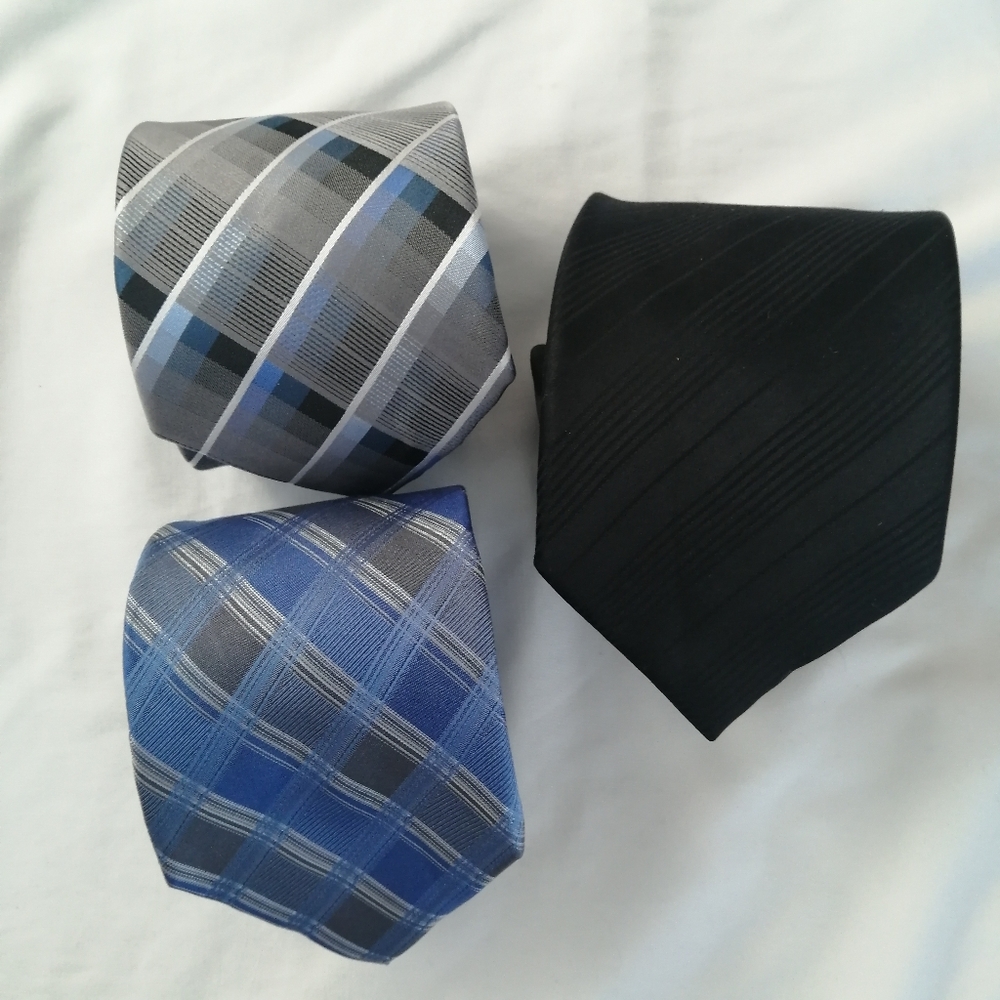 3 Tie Bundle 100% Silk Men's Ties Calvin Klein and Protocol Black, Silver, Blue